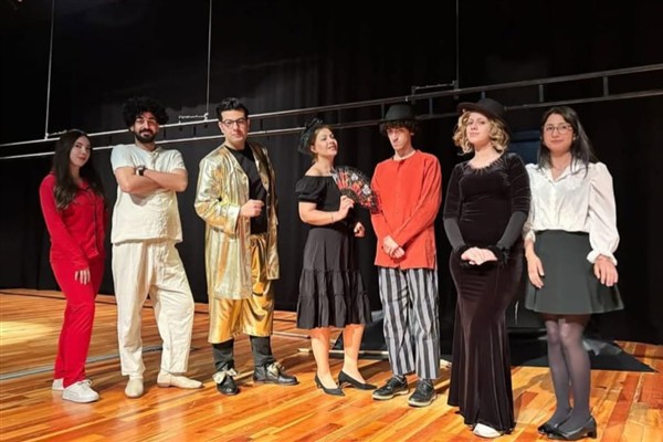 Dicle Üniversitesi’nde “George Dandin” oyunu sahnelendi