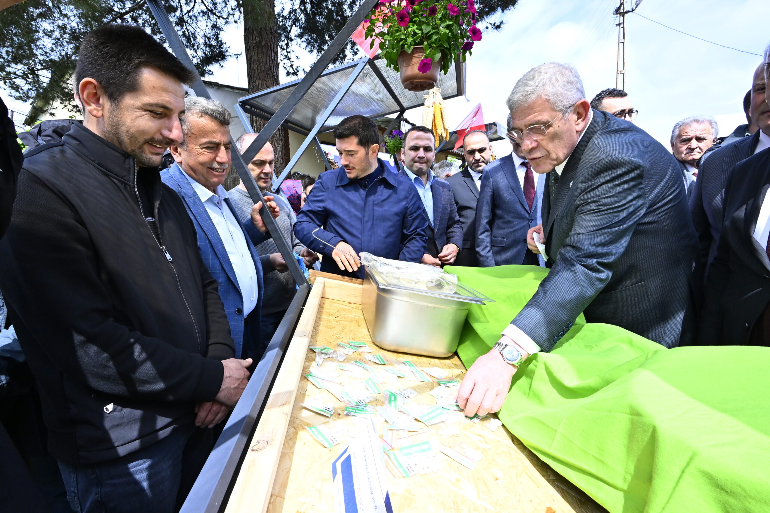 Dervişoğlu, Kabakdağı Köyü’nde tohum takas şenliğine katıldı