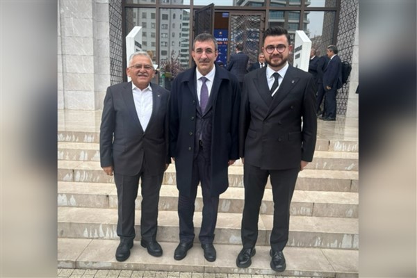 Başkan Büyükkılıç, Cumhurbaşkanı Yardımcısı Yılmaz ile görüştü