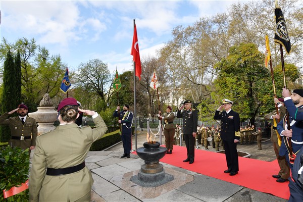 Genelkurmay Başkanı Gürak, Madrid’de