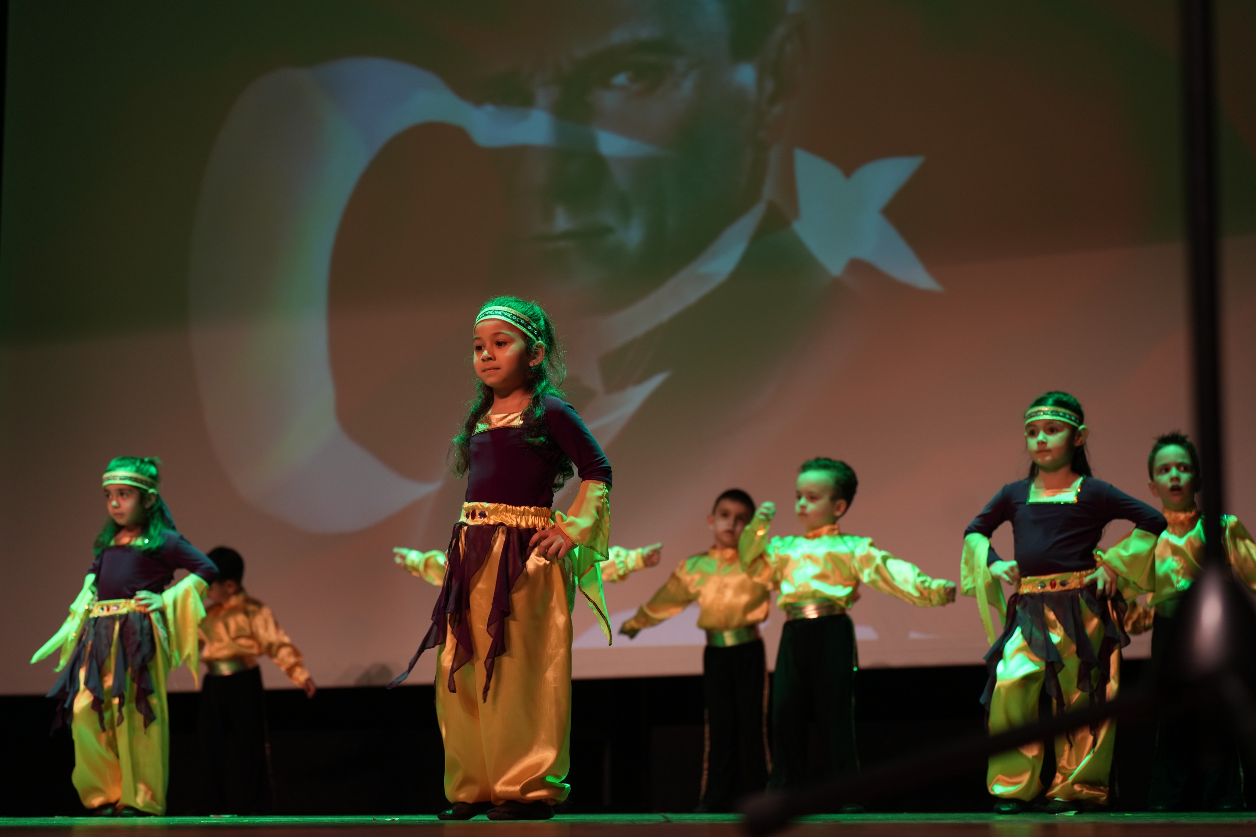 Kartal Belediyesi kreşlerinde 23 Nisan kutlamaları