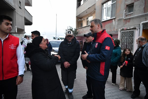 Beylikdüzü Belediyesi, deprem sonrası teyakkuza geçti