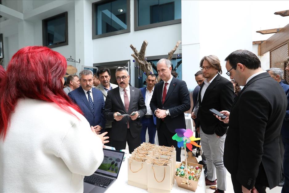 İnegöl’de öğrencilerin fikirleri yarıştı