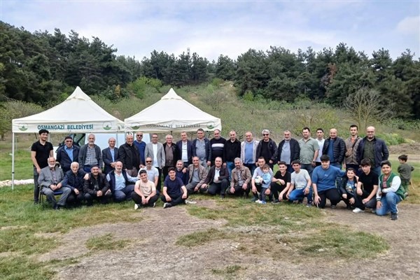 Bursa Kurder Derneği’nden kaynaşma pikniği