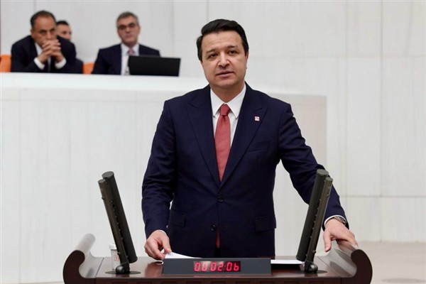 Arıkan, Kütahya’daki depremden etkilenen vatandaşlara geçmiş olsun dileklerini iletti