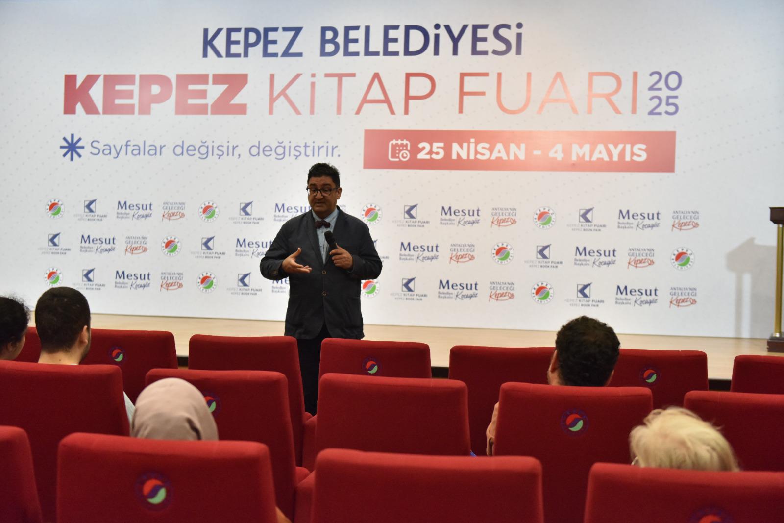 Kepez’de “Düşünen Makine Çağında İnsan Olmak” konuşuldu
