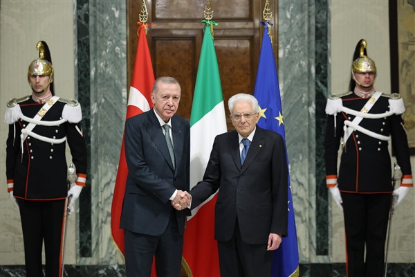 Cumhurbaşkanı Erdoğan, İtalya Cumhurbaşkanı Mattarella ile bir araya geldi