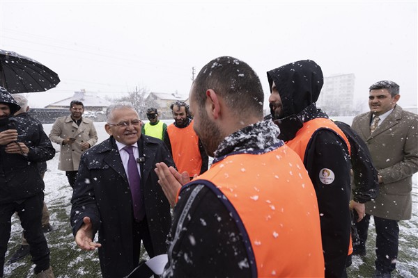Başkan Büyükkılıç’tan Görme Engelliler B1 Futbol Milli Takımı’na ziyaret