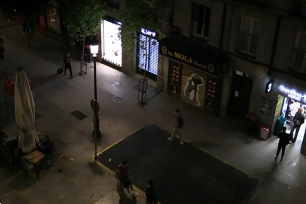 İspanya ve Portekiz’deki büyük elektrik kesintisinin ardından elektrikler geri geliyor