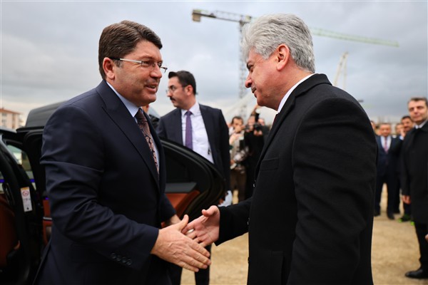 Adalet Bakanı Tunç’tan Sakarya’ya ziyaret