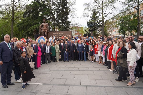 Çorlu’da 23 Nisan törenle kutlandı