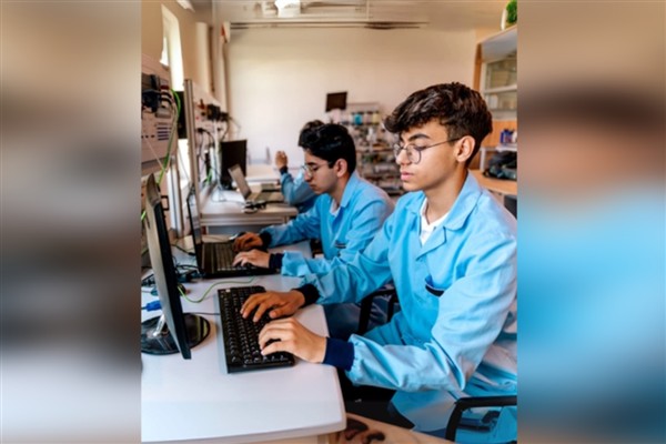 Karabük’te gençlere istihdam garantili eğitim verilecek