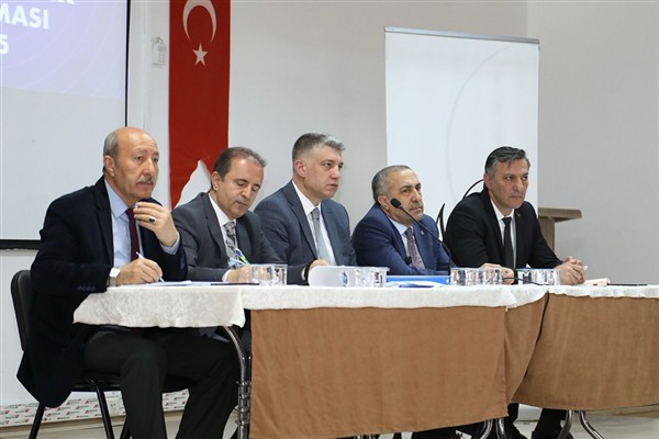 Van Büyükşehir Belediyesi, muhtarlar toplantılarını sürdürüyor