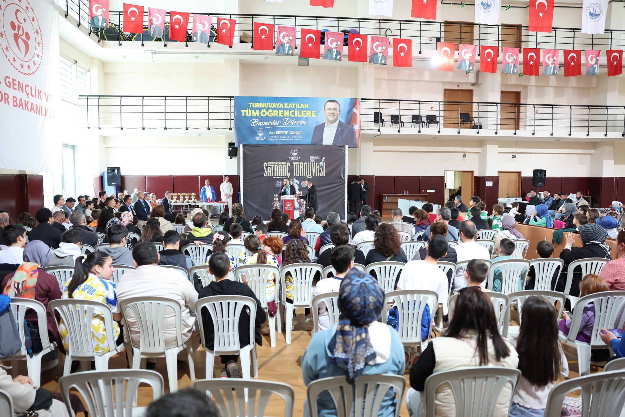 Derince’de “Bir Hamle Önde” satranç turnuvası yapıldı