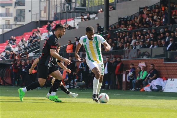 Şanlıurfaspor ligde kalma umudunu son haftalara taşıdı