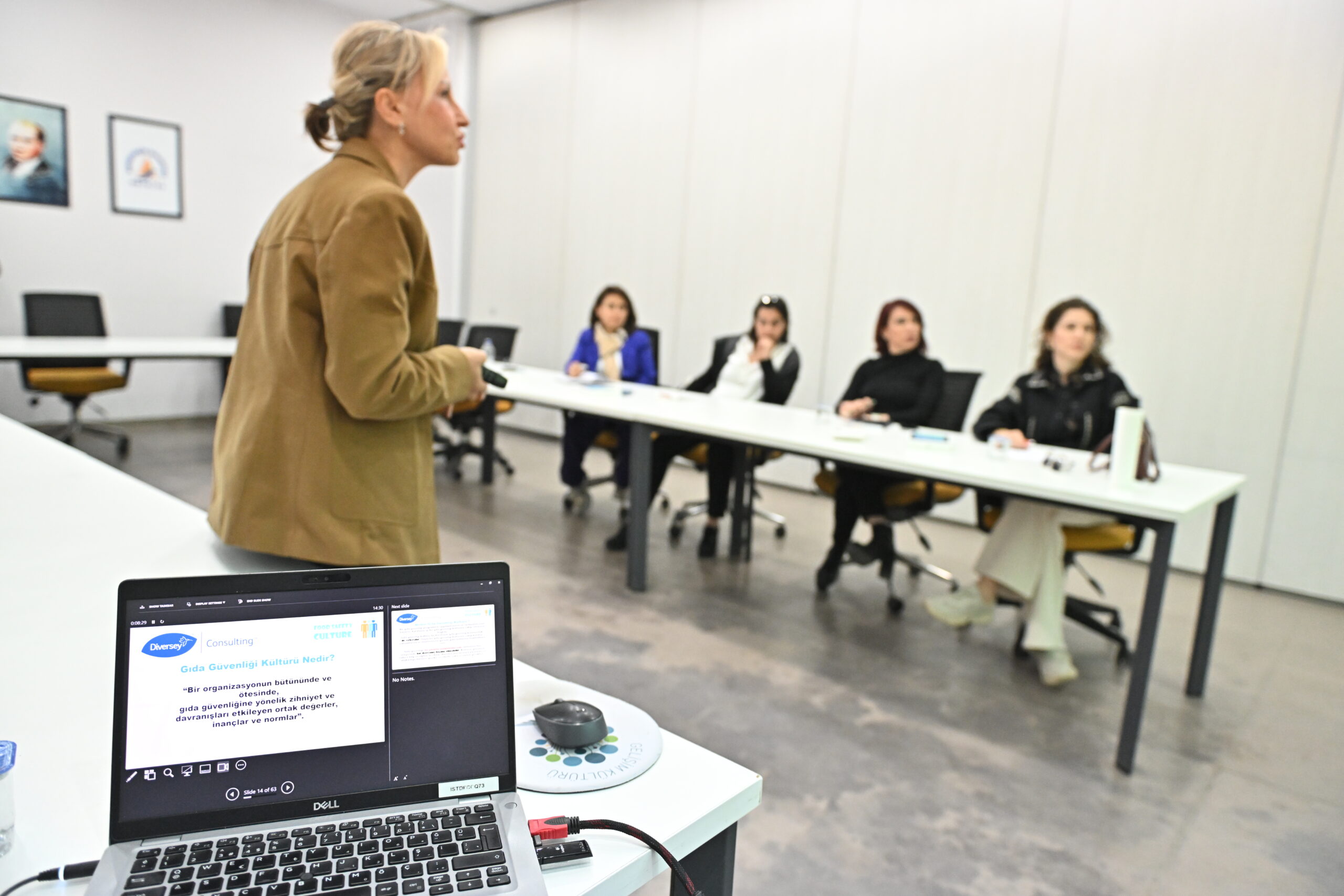 “Gold Town Gıda Güvenliği ve Hijyen Sertifikasyon Programı” Antalya’da başladı