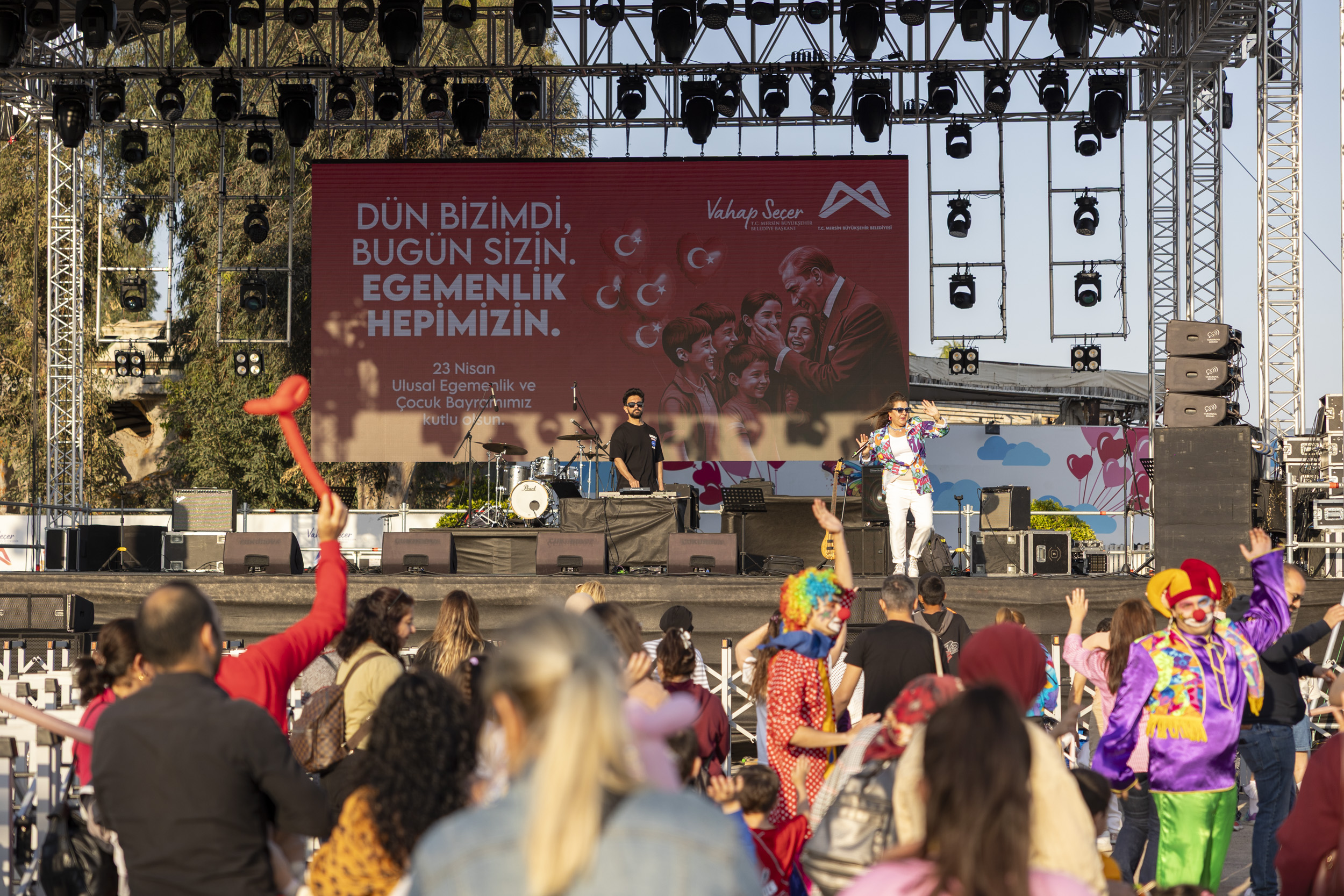 Uluslararası Mersin Çocuk Festivali üçüncü gününde