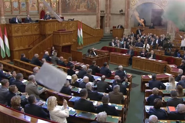 Macaristan, LGBTQ+ kimliğini yasaklamaya hazırlanıyor