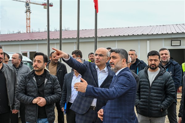 Başkan Er, Akoğuz Kışlası TOKİ konut alanında inceleme yaptı