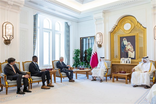 Katar Dışişleri Bakanı Al Sani, ABD Bakanı Wright ile bir araya geldi
