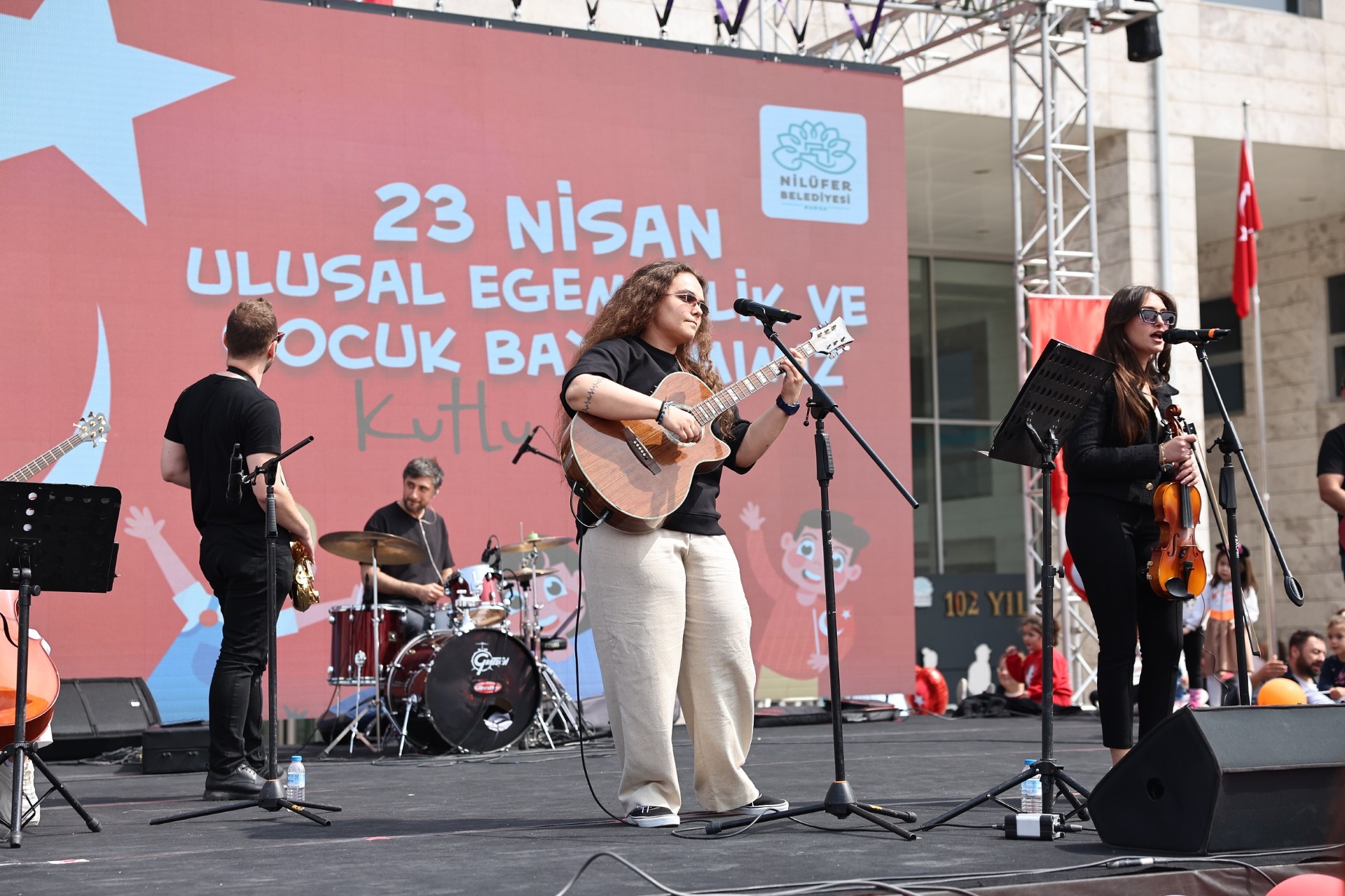 Çocukların bayramı Nilüfer’de büyük sevinçle kutlandı