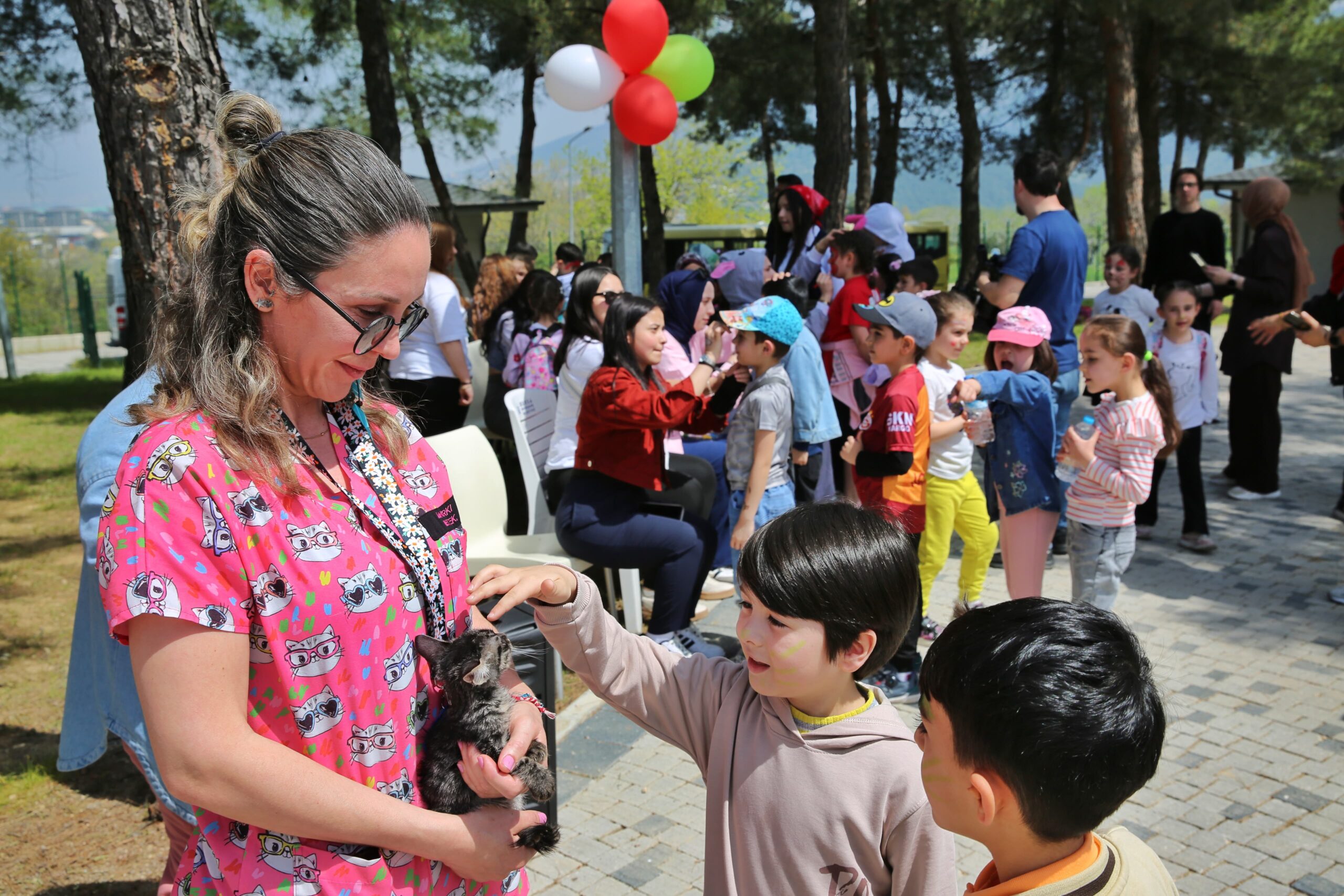 Bursa’da hayvan sevgisini geliştirmeye yönelik faaliyetler gerçekleştiriliyor