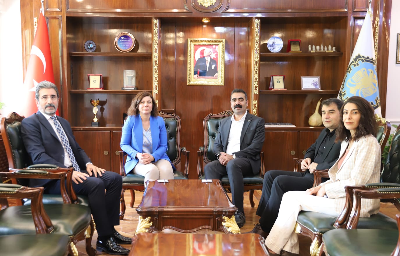 Eş Başkanlar Bucak ve Doğan, İlbank Bölge Müdürü Öcal’ı ağırladı