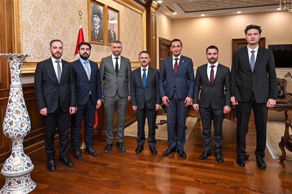 Türk Hukuk Enstitüsü Kocaeli Şubesinden Vali Aktaş’a ziyaret