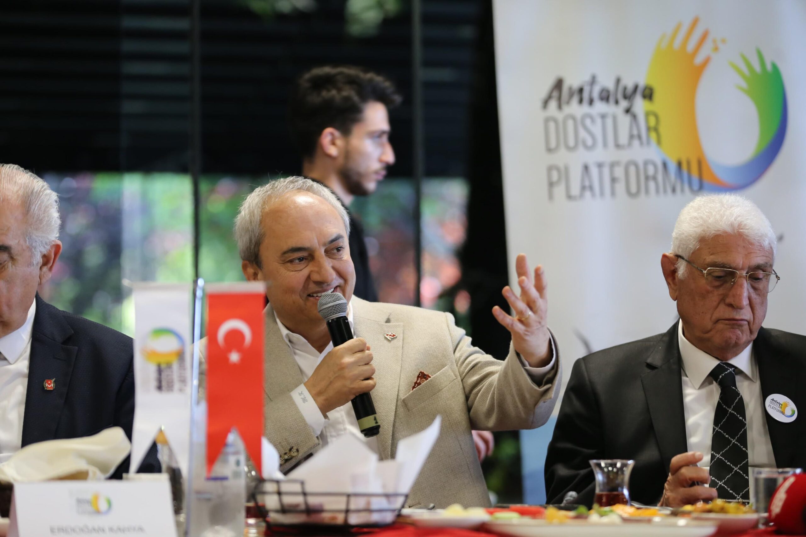 Başkan Kocagöz: Kepez’in geleceğini inşa etmek zorundayız