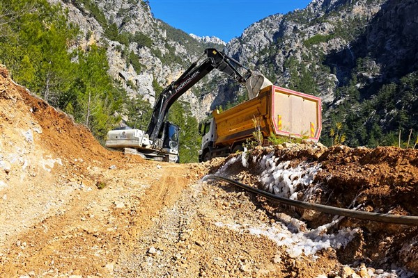 Alanya Belediyesi’nin kırsal mahallelerdeki çalışmaları sürüyor