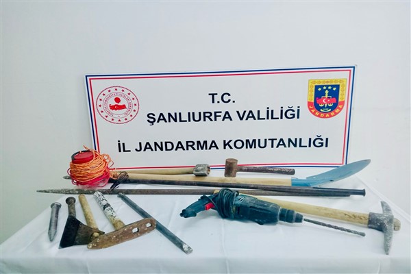 Ceylanpınar’da izinsiz kazı yaptığı belirlenen 3 şüpheli yakalandı