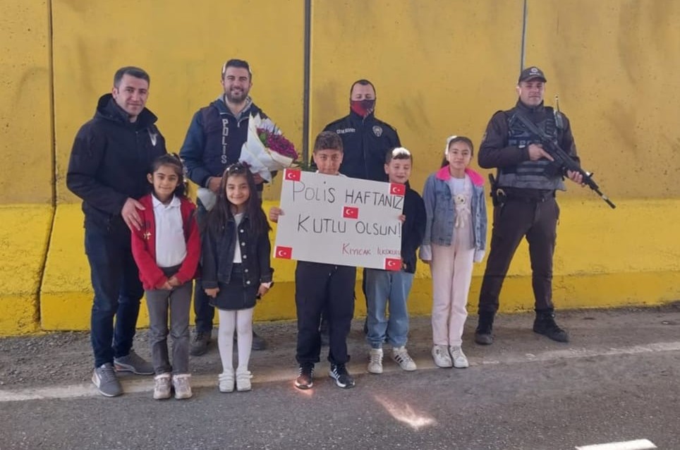 Van Emniyet Müdürlüğü’nden Polis Haftası ziyareti