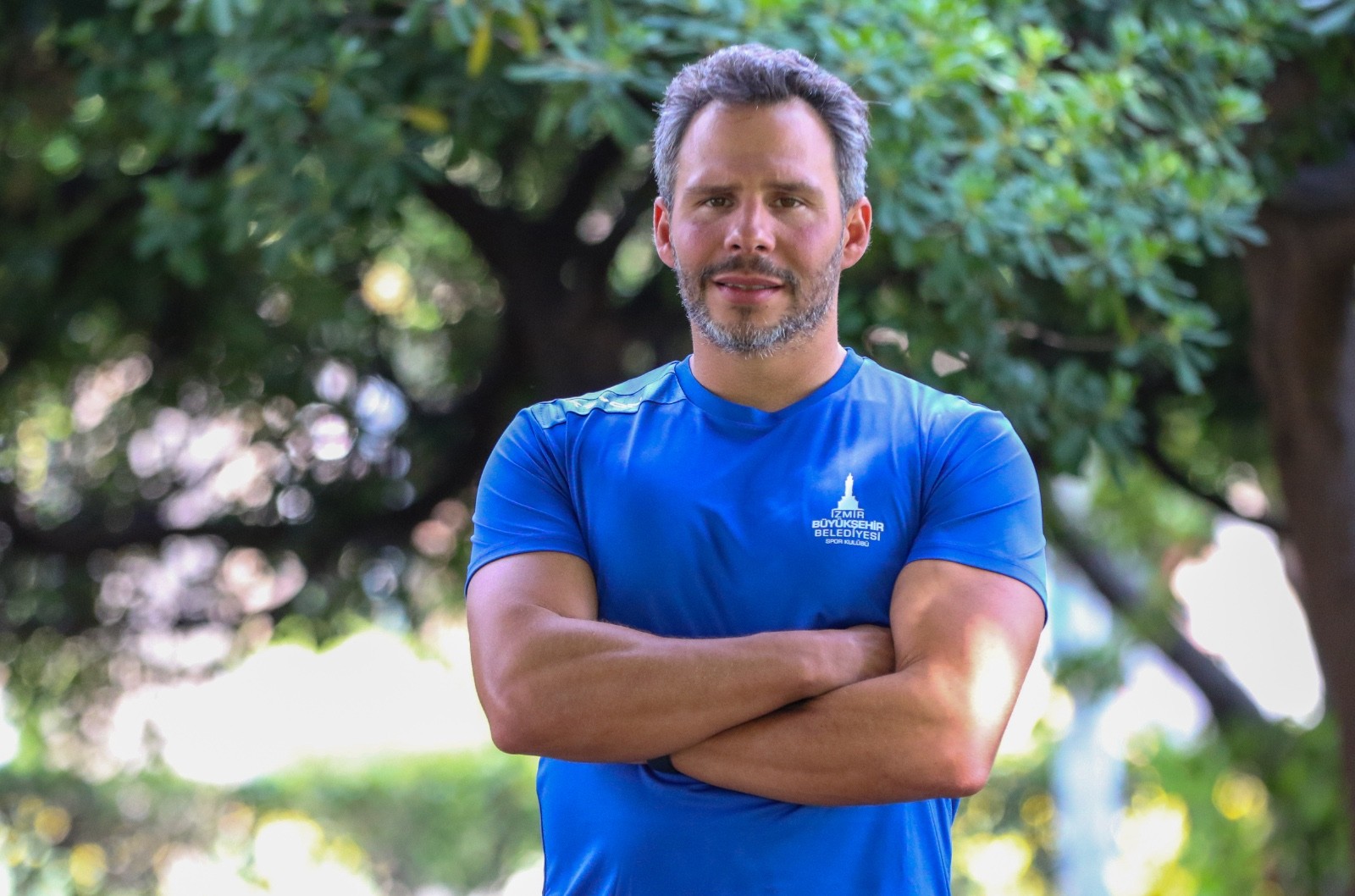 Ultra maraton yüzücüsü Emre Erdoğan, Yeni Zelanda Cook Boğazı’nı da geçti