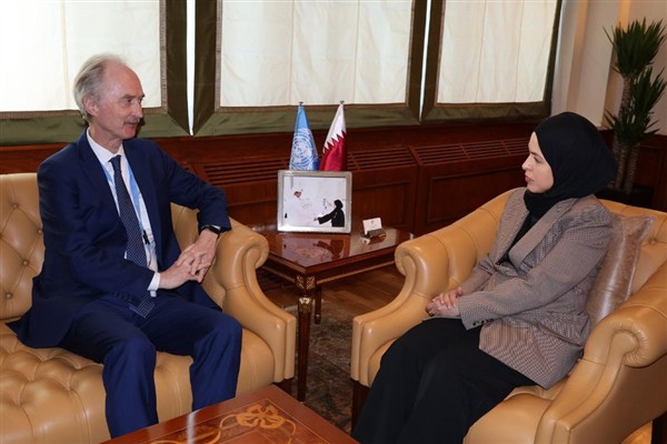 Katar’ın BM Daimi Temsilcisi Al-Thani, BM Suriye Özel Temsilcisi Pedersen ile görüştü