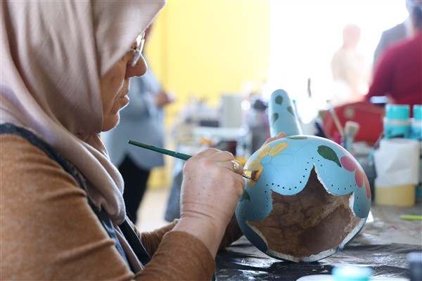 ATASEM’den kadınlara geri dönüşüm ürünleri kursu