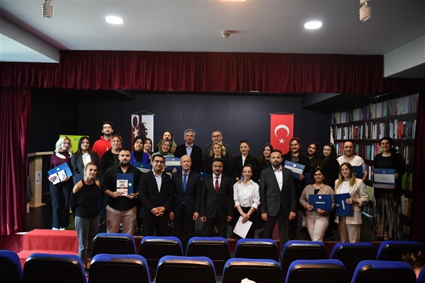 Uygulamalı Muhasebe Eğitimi programı ilk mezunlarını verdi