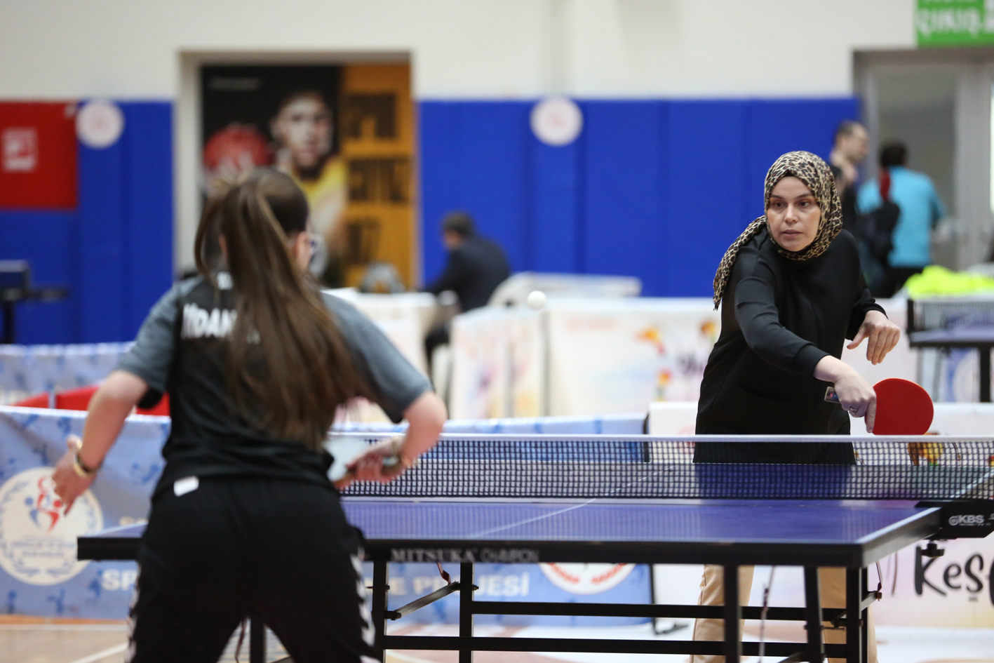 Küçükçekmece’de Açık Masa Tenisi turnuvası düzenlendi