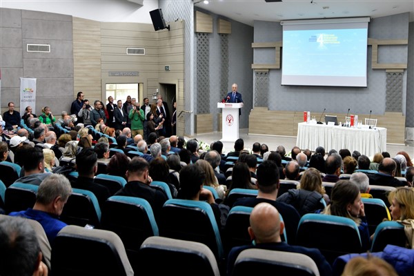 Eşki: Bornova’da sosyal belediyecilikle fark yaratıyoruz