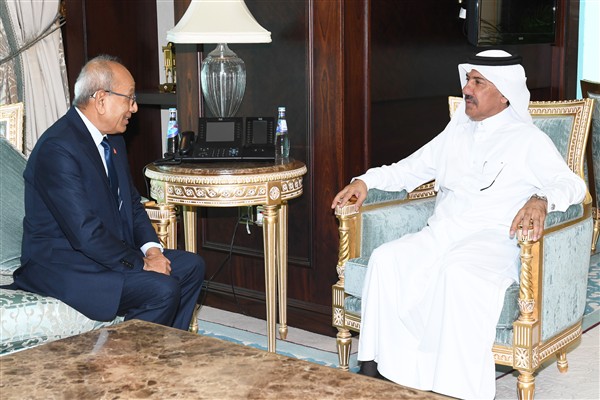 Al Hammadi, Nepal’in Katar Büyükelçisi Paudel ile görüştü