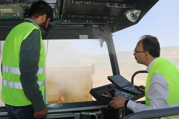 Başkan Vekili Kızılkaya’dan asfalt serim çalışmalarına inceleme