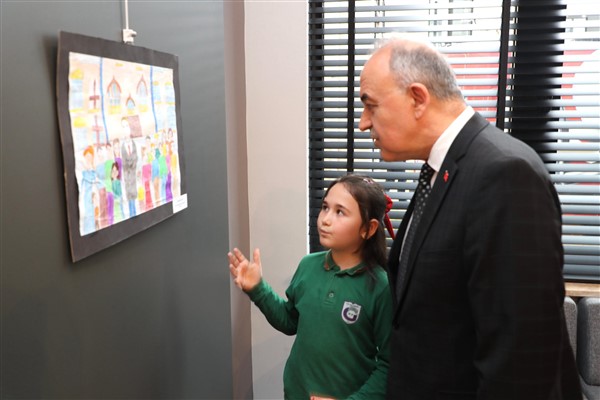 Ordu Valisi Erol, resim sergisi açılışına katıldı