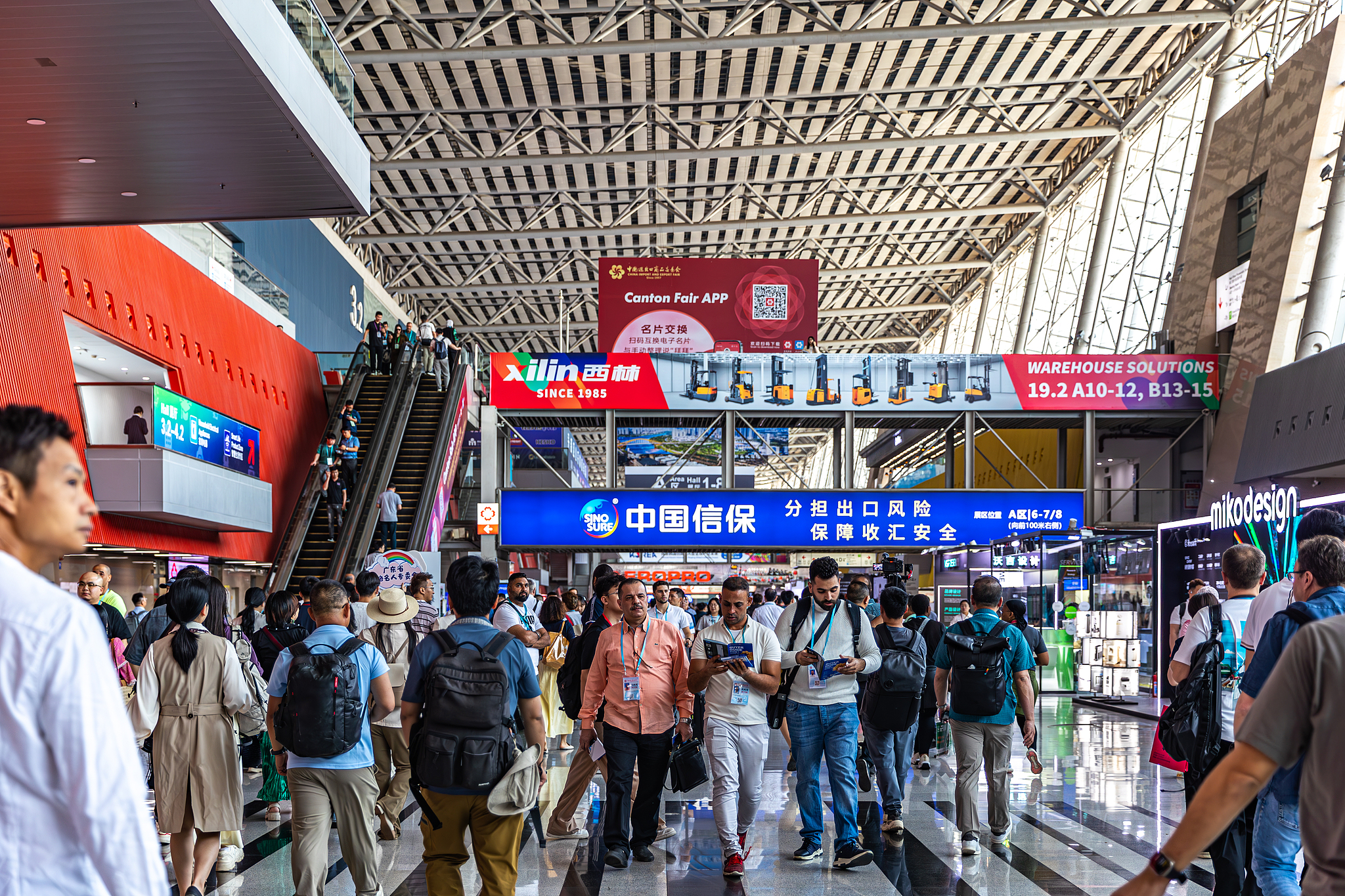 137. Kanton Fuarı’na 110 binden fazla yabancı alıcı katıldı