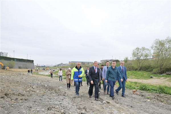 Esenyurt Belediyesi Yarı Açık Hayvan Barınağı projesi yapımına başladı