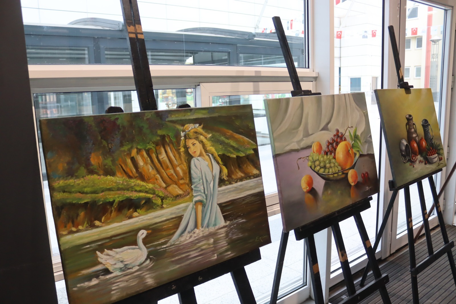 “Zamanın Renkleri” isimli resim sergi ziyaretçilerini bekliyor