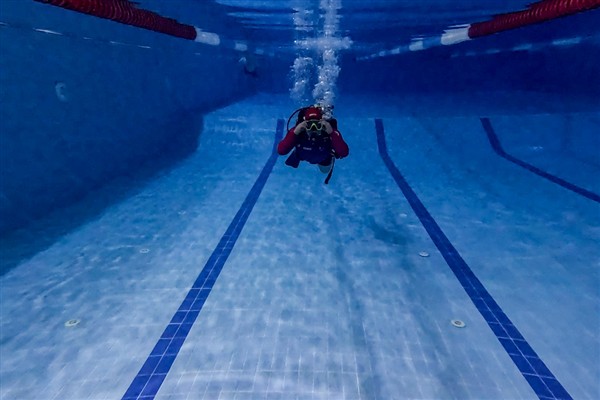 Etimesgut Belediyesi’nin dalış eğitimleri sürüyor