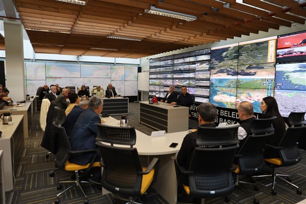 AKOM’da muhtarlarla iş birliği toplantısı gerçekleştirildi