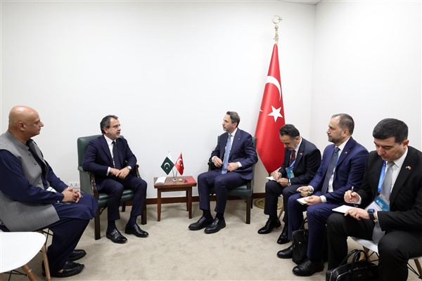 Bakan Bayraktar, İslamabad’da görüşmelerini sürdürüyor