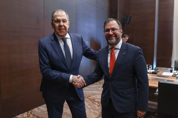 Rusya Dışişleri Bakanı Lavrov, Venezuela Dışişleri Bakanı Gil ile görüştü