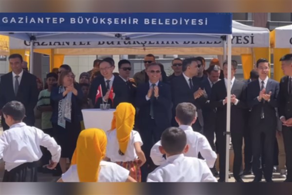 Büyükelçi Jiang’dan Gaziantep’e ziyaret: 23 Nisan coşkusuna ortak oldu