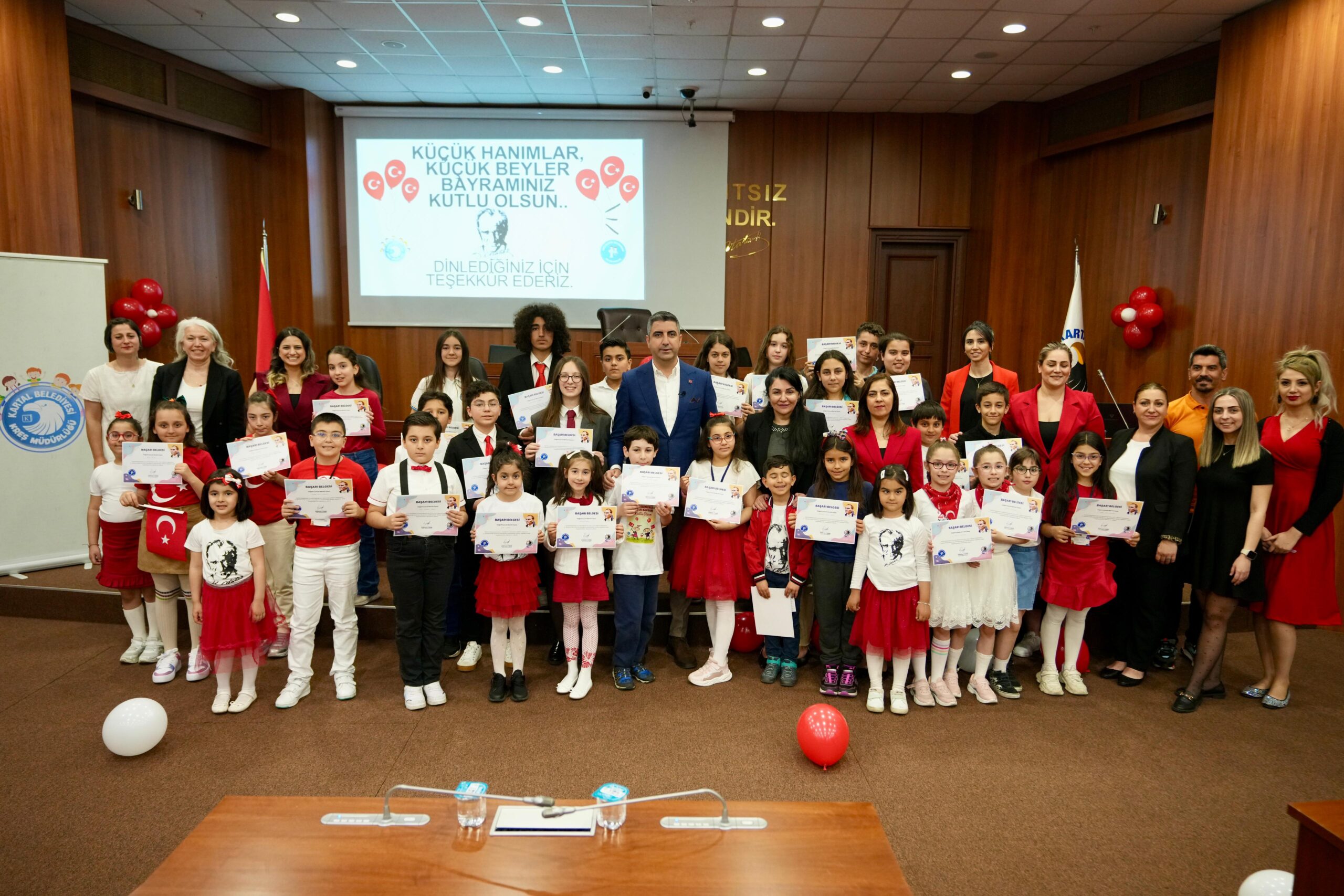 Kartal’da 23 Nisan kapsamında Çocuk Meclisi’nin üçüncü birleşimi gerçekleşti